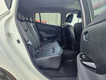 Nissan Leaf 30kWh Tekna Auto 5dr