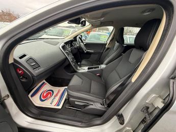 Volvo XC60 D5 SE AWD