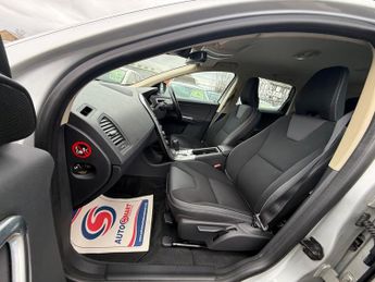 Volvo XC60 D5 SE AWD