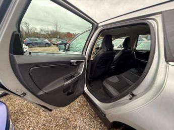 Volvo XC60 D5 SE AWD