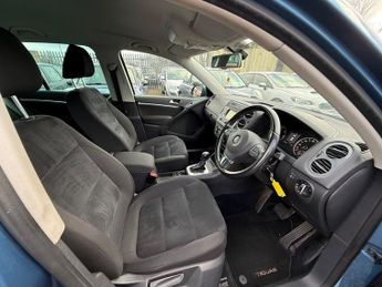 Volkswagen Tiguan MATCH TDI BLUEMOTION TECH 4MOTION DSG