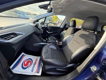 Peugeot 2008 E-HDI ALLURE