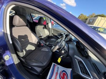 Peugeot 2008 E-HDI ALLURE