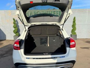 Mercedes-Benz C Class 2.1 GLA220 CDI SE 7G-DCT 4MATIC Euro 6 (s/s) 5dr