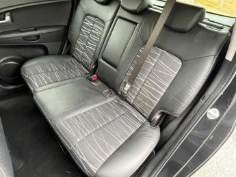 Kia Venga 1.6 3 MPV 5dr Petrol Auto Euro 5 (Sat Nav) (123 bhp)