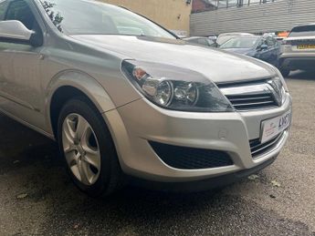 Vauxhall Astra CDTI SPORTIVE very clean van fsh hard to find