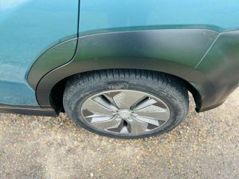 Hyundai KONA 64kWh Premium SE Auto 5dr (7kW Charger)