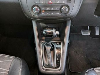 Kia Venga 1.6 4 Auto Euro 6 5dr