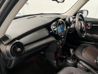 MINI Mini COOPER CLASSIC