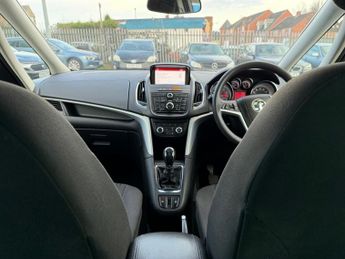 Vauxhall Zafira TECH LINE