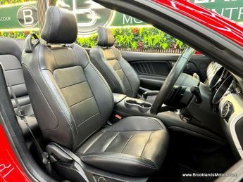 Ford Mustang GT [3X SERVICES, SAT NAV, LEATHER, HEATED/COOLING SEATS & REVERS