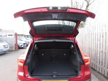 Volvo XC40 D3 MOMENTUM