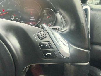 Porsche Cayenne 3.0 TD V6 Tiptronic 4WD Euro 5 (s/s) 5dr