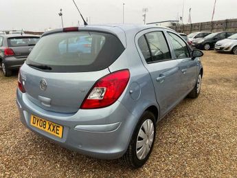 Vauxhall Corsa 1.4i 16v Club 5dr
