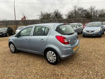 Vauxhall Corsa 1.4i 16v Club 5dr