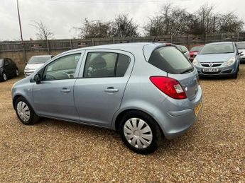 Vauxhall Corsa 1.4i 16v Club 5dr