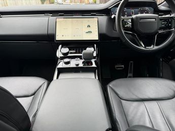 Land Rover Range Rover Sport DYNAMIC SE