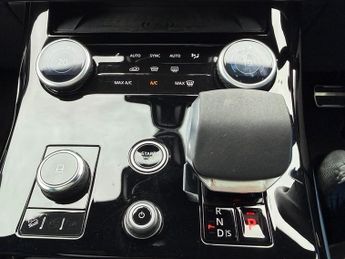 Land Rover Range Rover Sport DYNAMIC SE