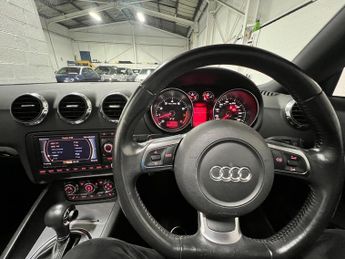Audi TT QUATTRO S