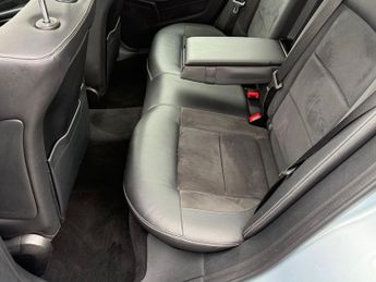 Mercedes E Class 3.0 E350 V6 BlueTEC AMG Sport G-Tronic+ Euro 6 4dr 248BHP