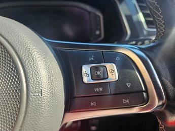 Volkswagen Tiguan 2.0 TDI R-Line Tech SUV 5dr Diesel DSG 4Motion Euro 6 (s/s) (190