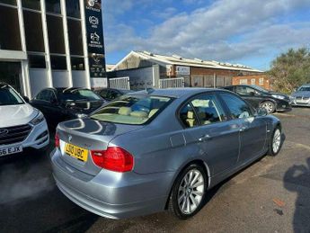 BMW 3 SERIES 2.0 318i SE Business Edition Steptronic Euro 5 4dr