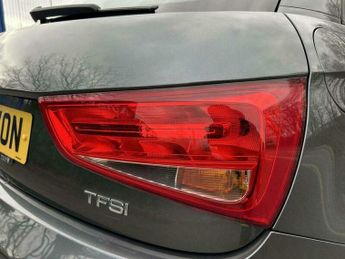 Audi A1 1.4 TFSI S line S Tronic Euro 5 (s/s) 3dr