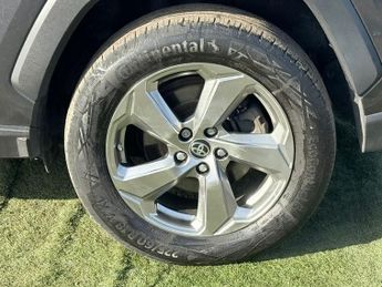 Toyota RAV4 2.5 VVT-h Design CVT 4WD Euro 6 (s/s) 5dr