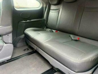Ssangyong Rodius 2.7D ES T-Tronic Euro 4 5dr