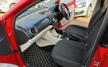 Volkswagen Up 1.0 Move up! Hatchback 5dr Petrol ASG Euro 6 (s/s) (60 ps)