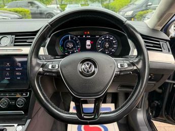 Volkswagen Passat 1.4 TSI GTE Advance DSG Euro 6 (s/s) 4dr