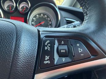 Vauxhall Astra 1.6 16v SE Hatchback 5dr Petrol Auto Euro 5 (115 ps)