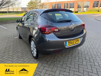 Vauxhall Astra 1.6 16v SE Hatchback 5dr Petrol Auto Euro 5 (115 ps)