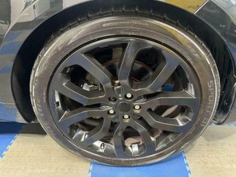 Land Rover Range Rover Sport 3.0 Range Rover Sport Autobiography Dynamic SDV6 Auto 4WD 5dr