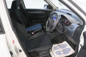 Suzuki Swift GLX 105