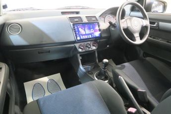 Suzuki Swift GLX 105
