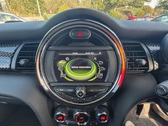 MINI Mini COOPER SD-MANUAL-SAT NAVIGATION-VERY SOUGHT AFTER VEHICLE IN MET