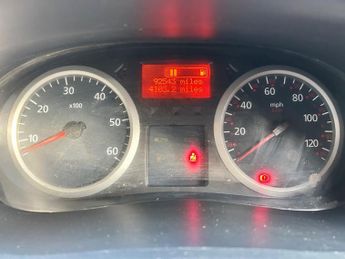 Nissan Primastar DCI SE NO VAT ! Clean van very low miles