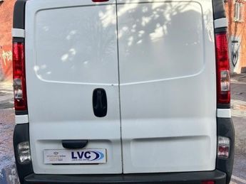 Nissan Primastar DCI SE NO VAT ! Clean van very low miles