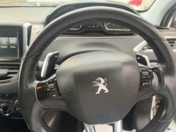 Peugeot 2008 1.6 e-HDi Active EGC Euro 5 (s/s) 5dr