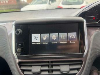 Peugeot 2008 1.6 e-HDi Active EGC Euro 5 (s/s) 5dr