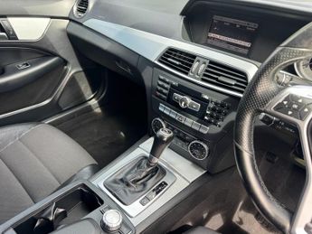 Mercedes C Class C250 CDI BLUEEFFICIENCY AMG SPORT