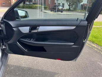 Mercedes C Class C250 CDI BLUEEFFICIENCY AMG SPORT
