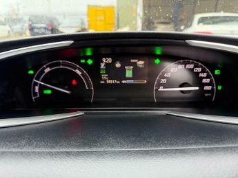 Toyota  7 ???? hybrid 2????automatic UBER ACCEPT XL