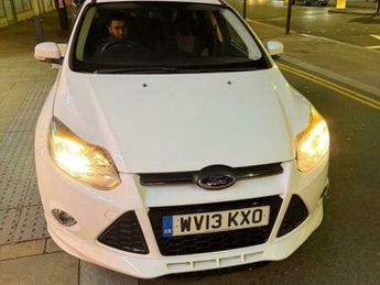 Ford Focus 1.0T EcoBoost Zetec S Euro 5 (s/s) 5dr