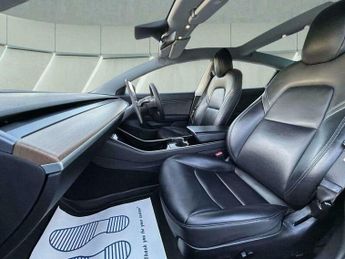 Tesla Model 3 Standard Range Plus Auto RWD 4dr