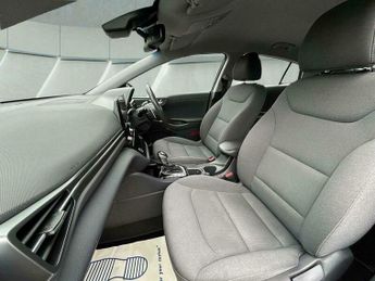 Hyundai Ioniq 1.6 h-GDi Premium DCT Euro 6 (s/s) 5dr