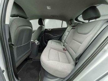 Hyundai Ioniq 1.6 h-GDi Premium DCT Euro 6 (s/s) 5dr