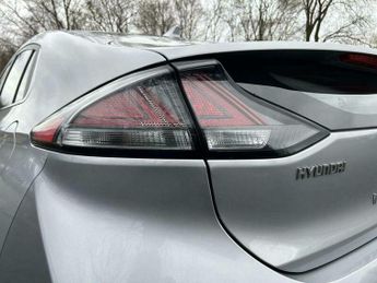 Hyundai Ioniq 1.6 h-GDi Premium DCT Euro 6 (s/s) 5dr