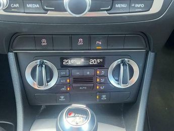 Audi Q3 2.0 TDI SE S Tronic quattro Euro 5 (s/s) 5dr